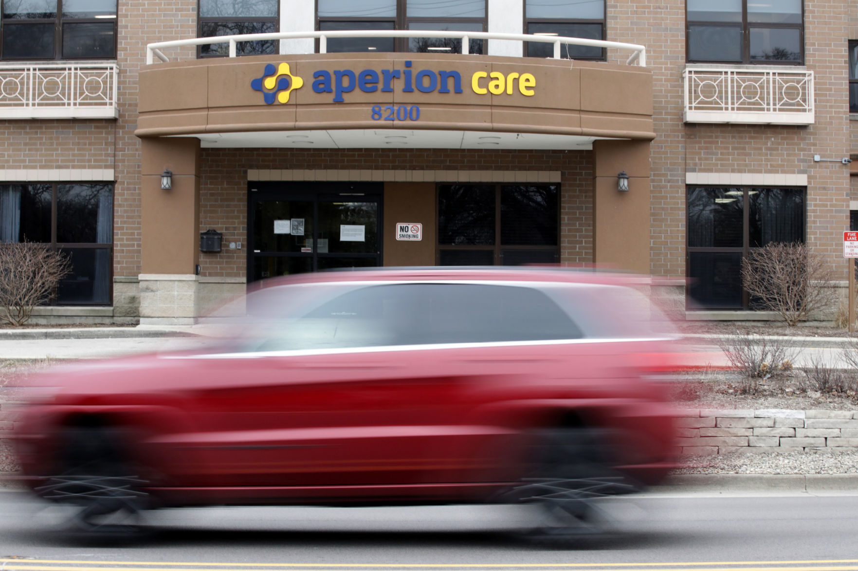 US-NEWS-ILLINOIS-NURSING-HOMES-HAVE-BEEN-3-TB.jpg